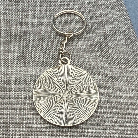 Vintage Skull Keychain As Is Spooky Skeleton Gothic Silver Black White Red Blue - Picture 4 of 6